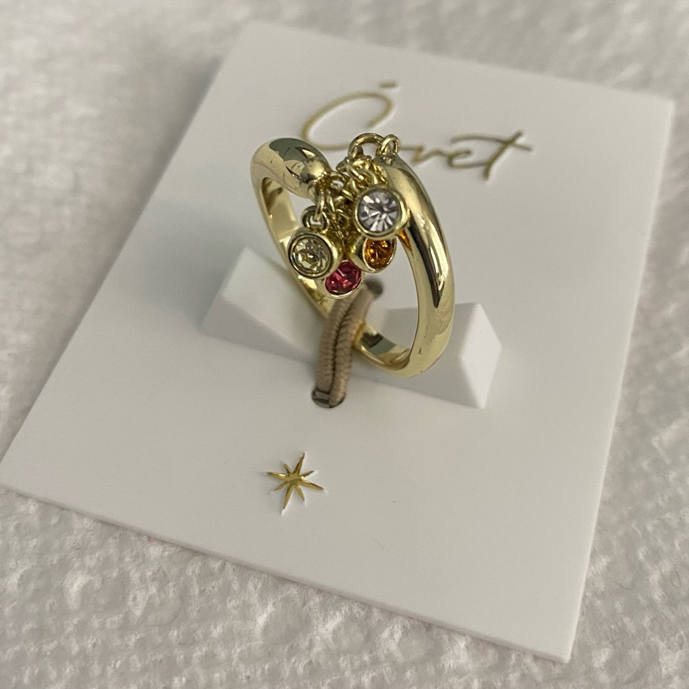 NWT | Elegant Gold and Shaky Stone Charm Ring Size 9
